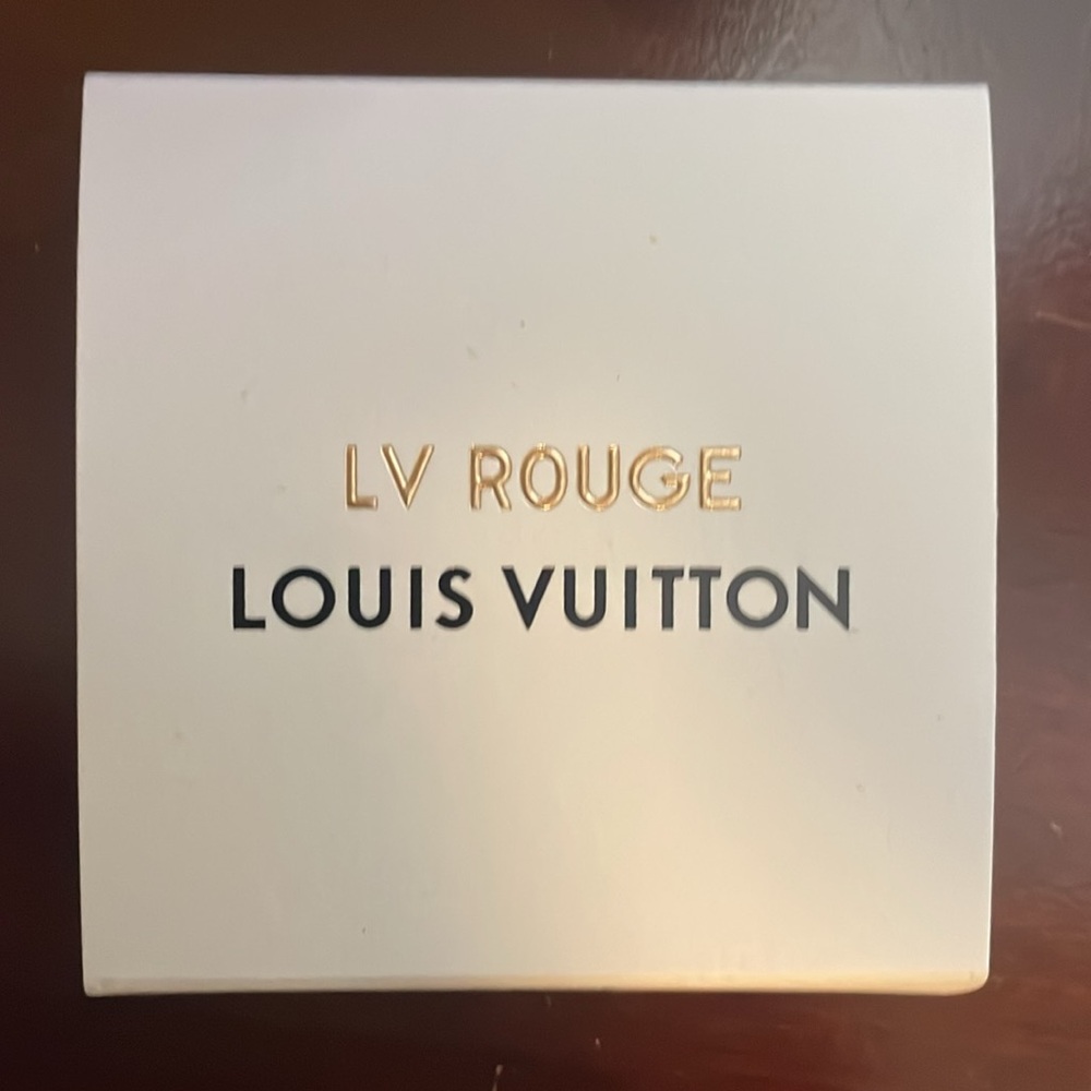 Louis Vuitton Beaute LV Rouge lipstick samples - Picture 7 of 9